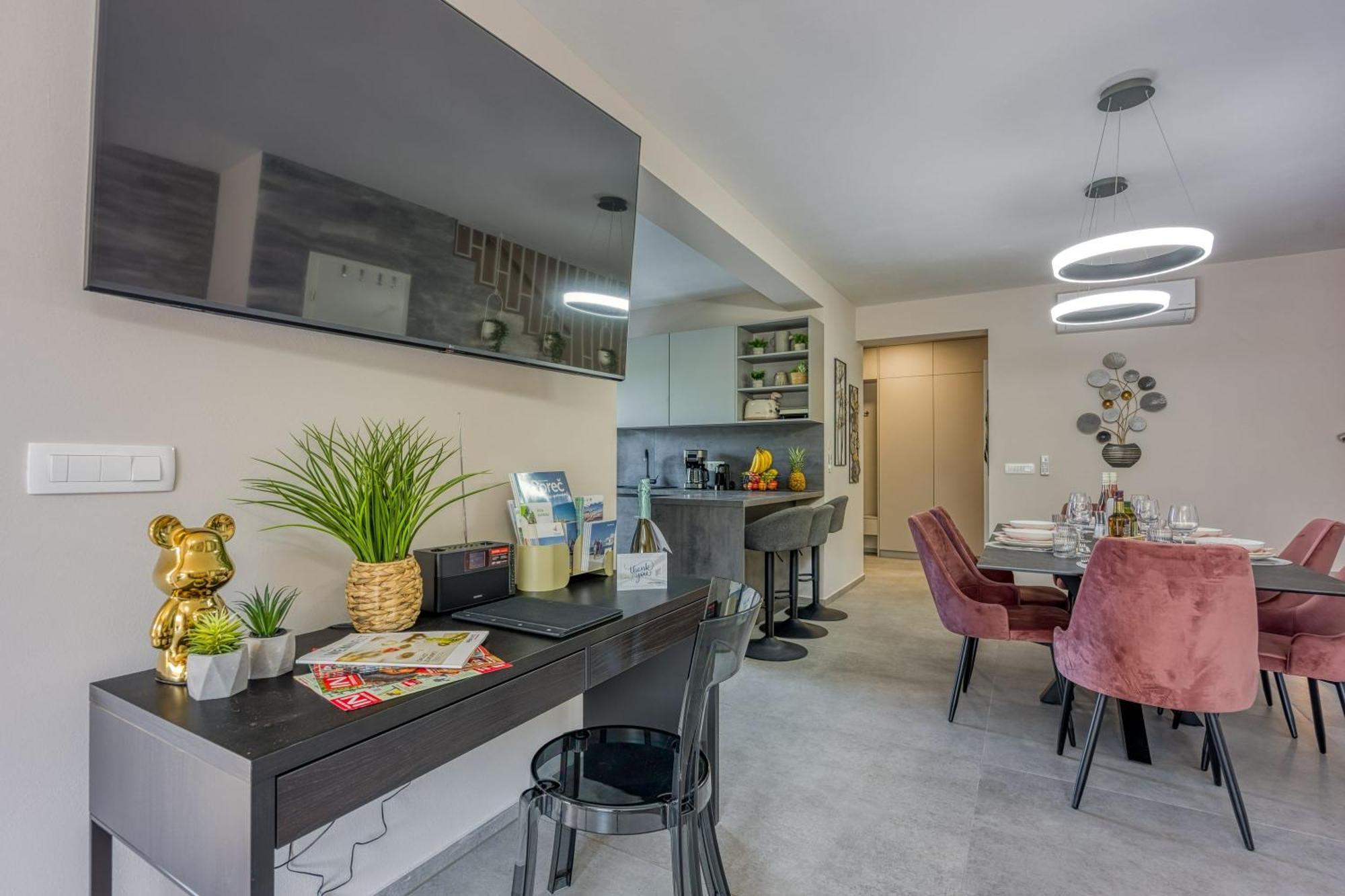 Aria With Heated Pool And Whirlpool - Happy Appartement Poreč