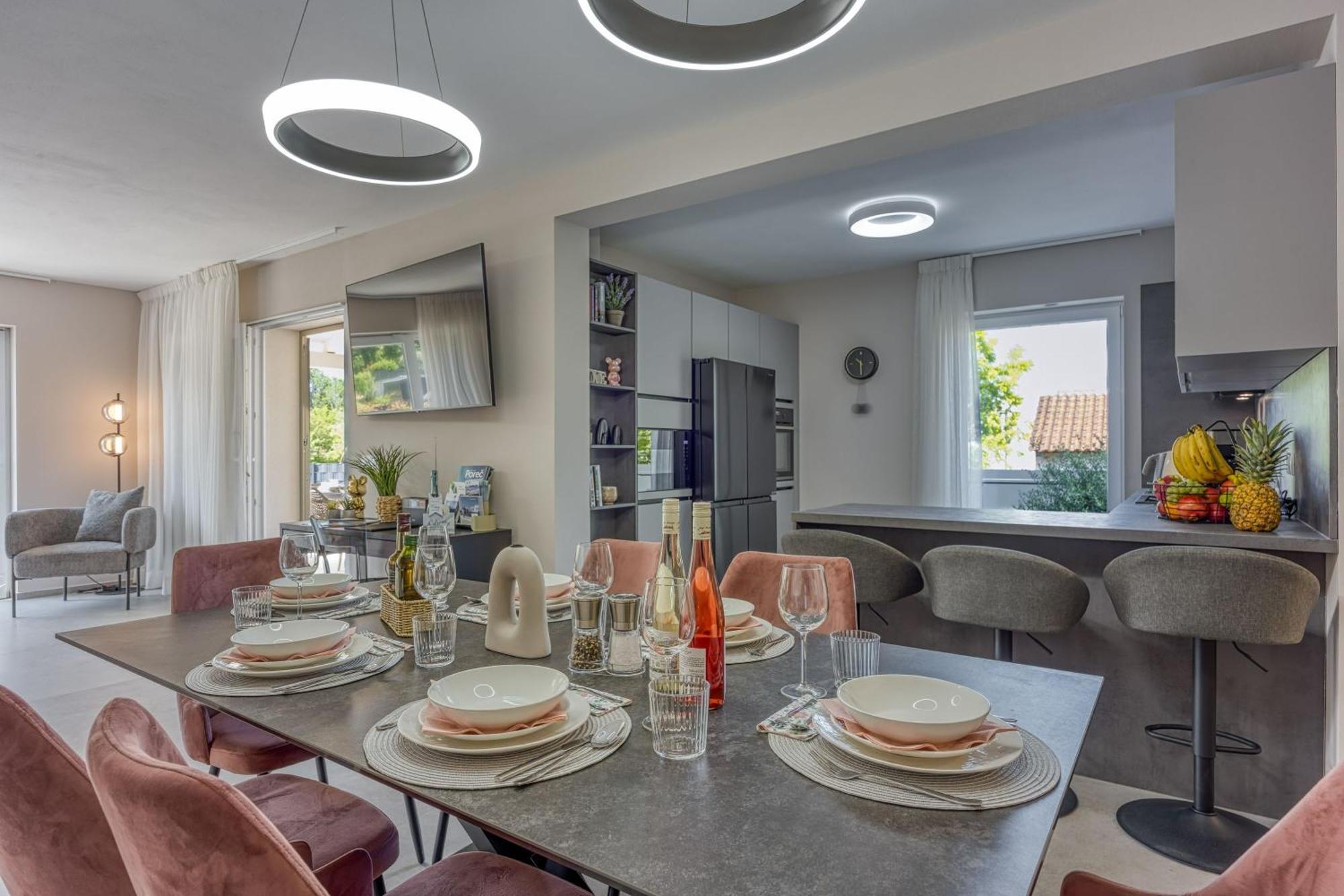 Aria With Heated Pool And Whirlpool - Happy Apartment *